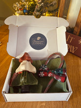 Load image into Gallery viewer, Christmas Gift Box