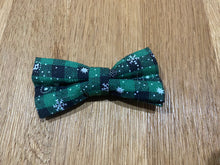 Load image into Gallery viewer, Christmas Gift Box