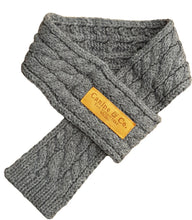 Load image into Gallery viewer, Grey Scarf